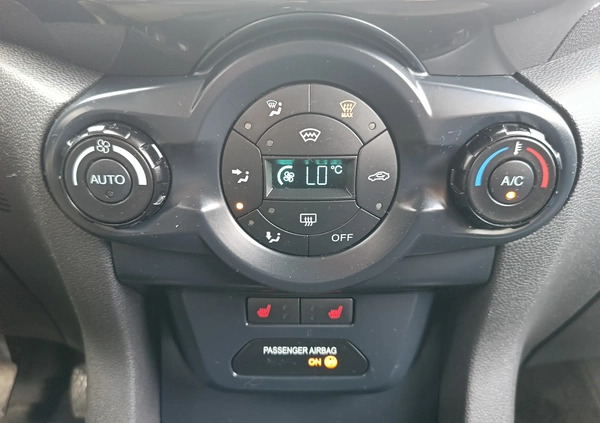 Ford EcoSport cena 41900 przebieg: 145000, rok produkcji 2016 z Wałbrzych małe 466